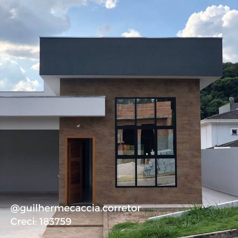 Casa térrea de 3 dormitórios em Várzea Paulista (não aceitamos permuta)